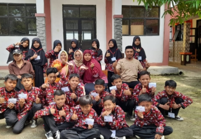 Pendidikan Dasar yang Memadai